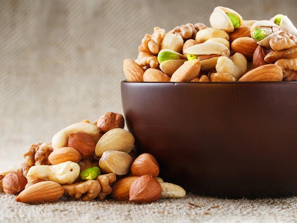 Eat Dry Fruits to reduced cholesterol level