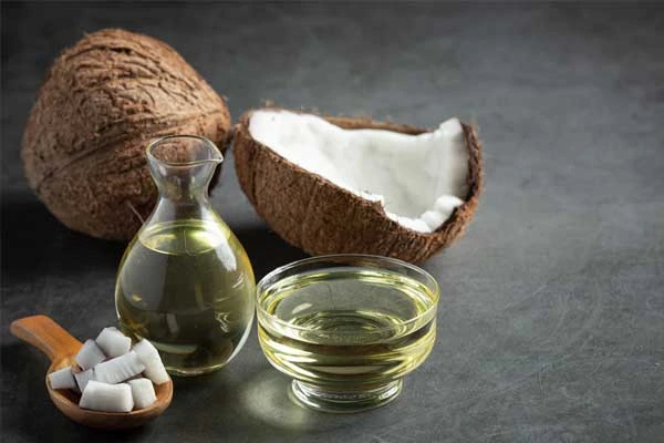 coconut-oil-for-beauty-tips
