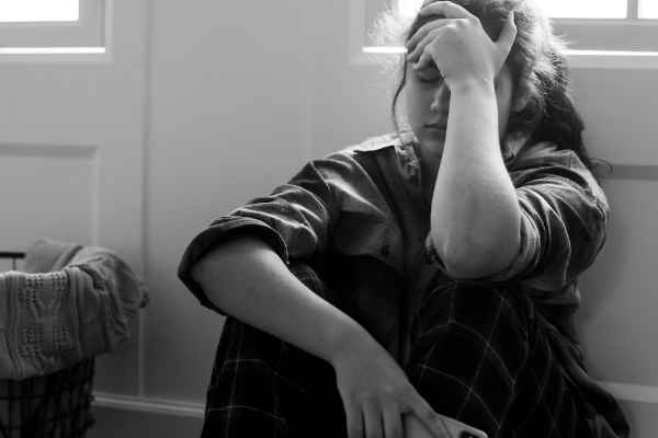Depression and Anxiety: डिप्रेशन, स्ट्रेस, एंजाइटी में अंतर