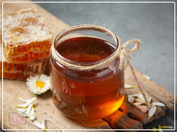 Honey,-agave-nectar,-and-maple-syrup