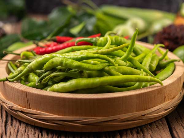 Green chilli 10 food items to beat the excruciating Indian summer