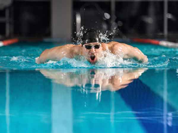 Swimming 5 exercises to reduce the risk of Hypertension