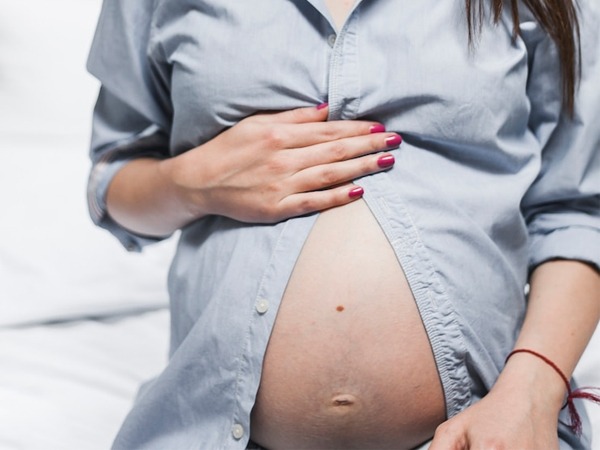 When-a-hernia-occurs-during-pregnancy