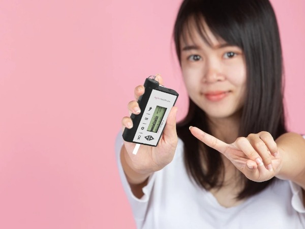 How does an insulin pump work