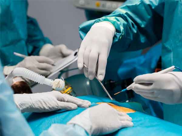 The-Procedure-Itself---What-Happens-During-Inguinal-Hernia-Surgery