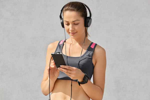 How-the-proper-exercising-songs-beautify-motivation-and-performance