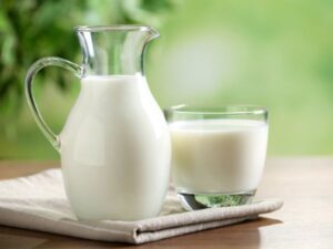 Whole Milk_ Health Benefits, Nutrition Facts, Calories and More
