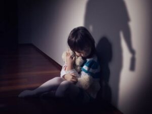 Childhood Trauma_ Types, Causes, Signs, and Treatments