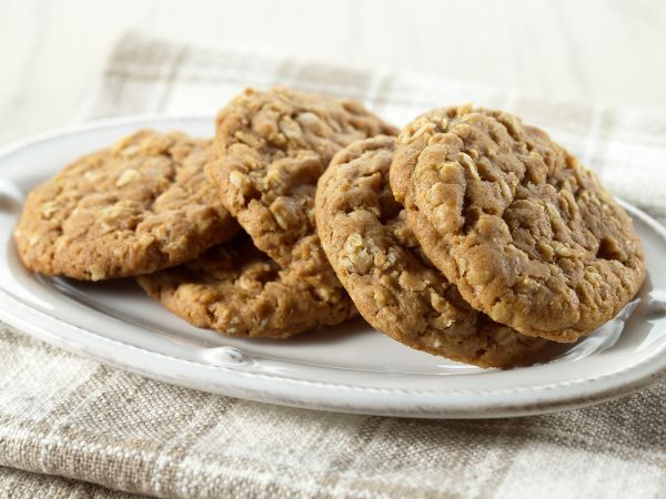 Sugar-Free Oatmeal and Raisin Cookies Ingredients