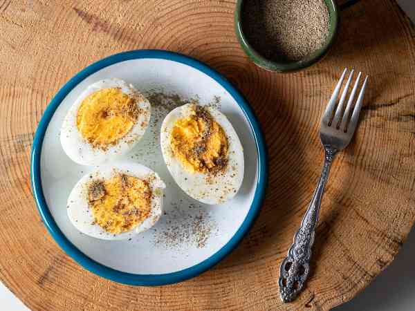 What’s Inside Hard-Boiled and Fried Eggs